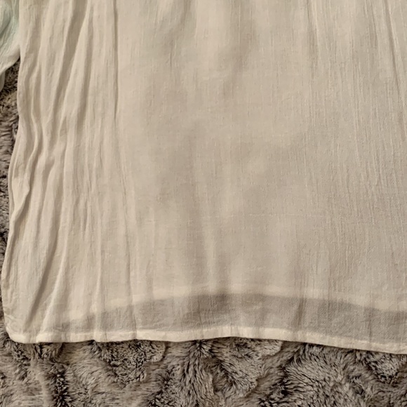 FOREVER 21 lightweight white tunic blouse - Picture 4 of 5